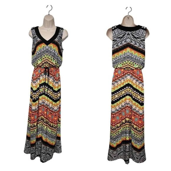 Emma & Michael Small Chevron V Neck Sleeveless Maxi Dress - Picture 1 of 3